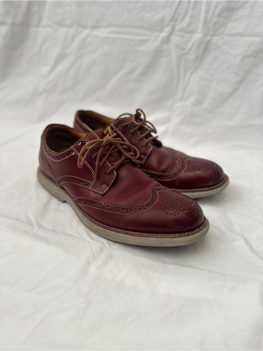 Sperry Burgundy Leather Wingtip Oxfords